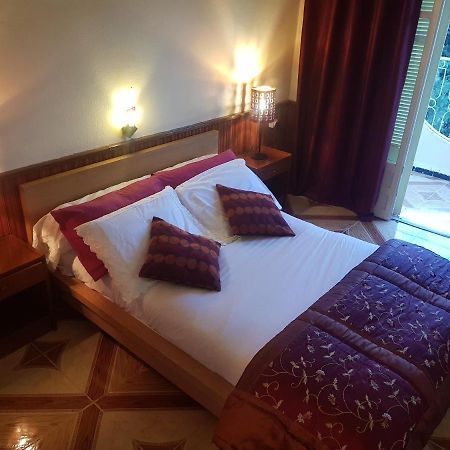 Hotel El Hayat Батна Екстер'єр фото
