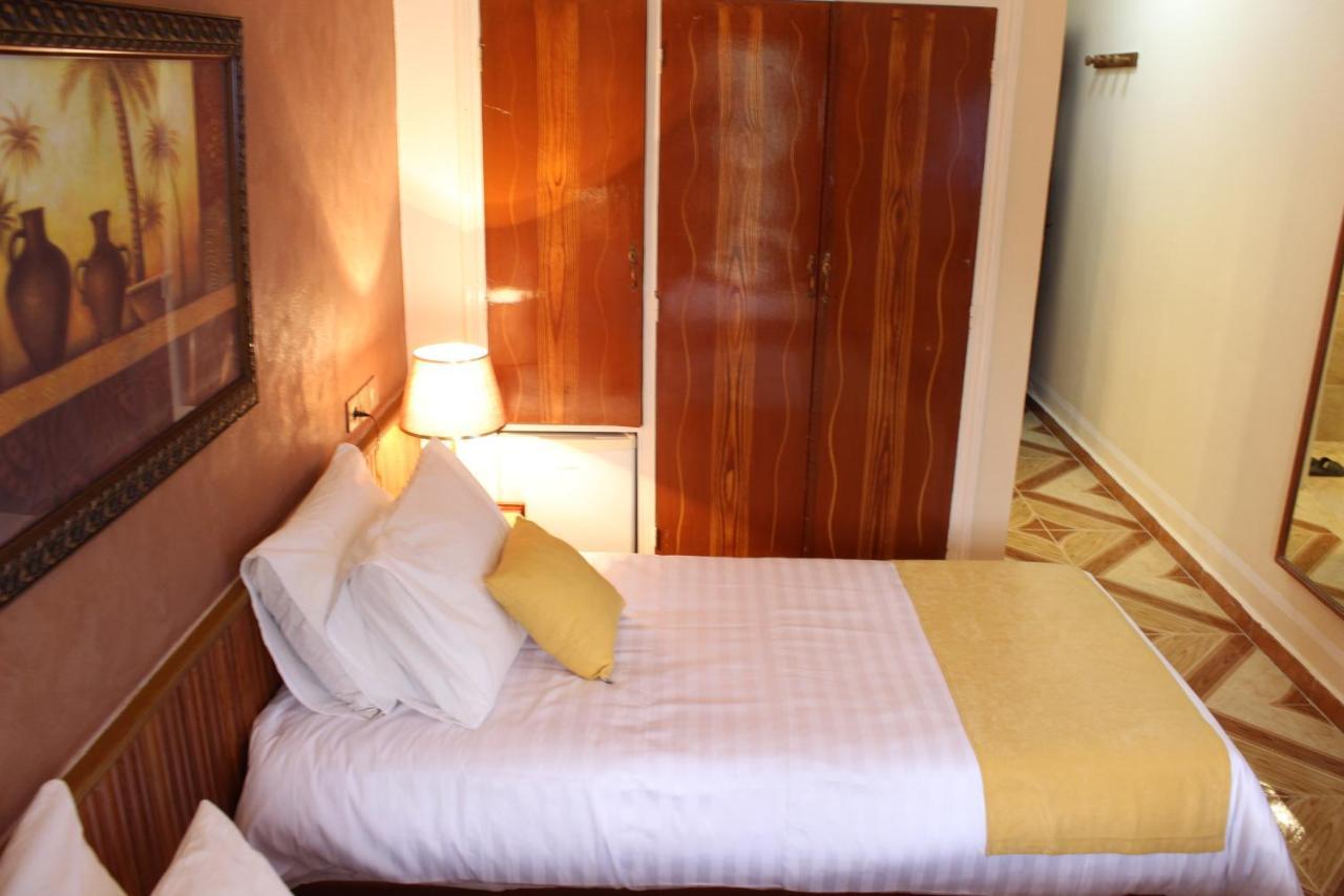 Hotel El Hayat Батна Екстер'єр фото